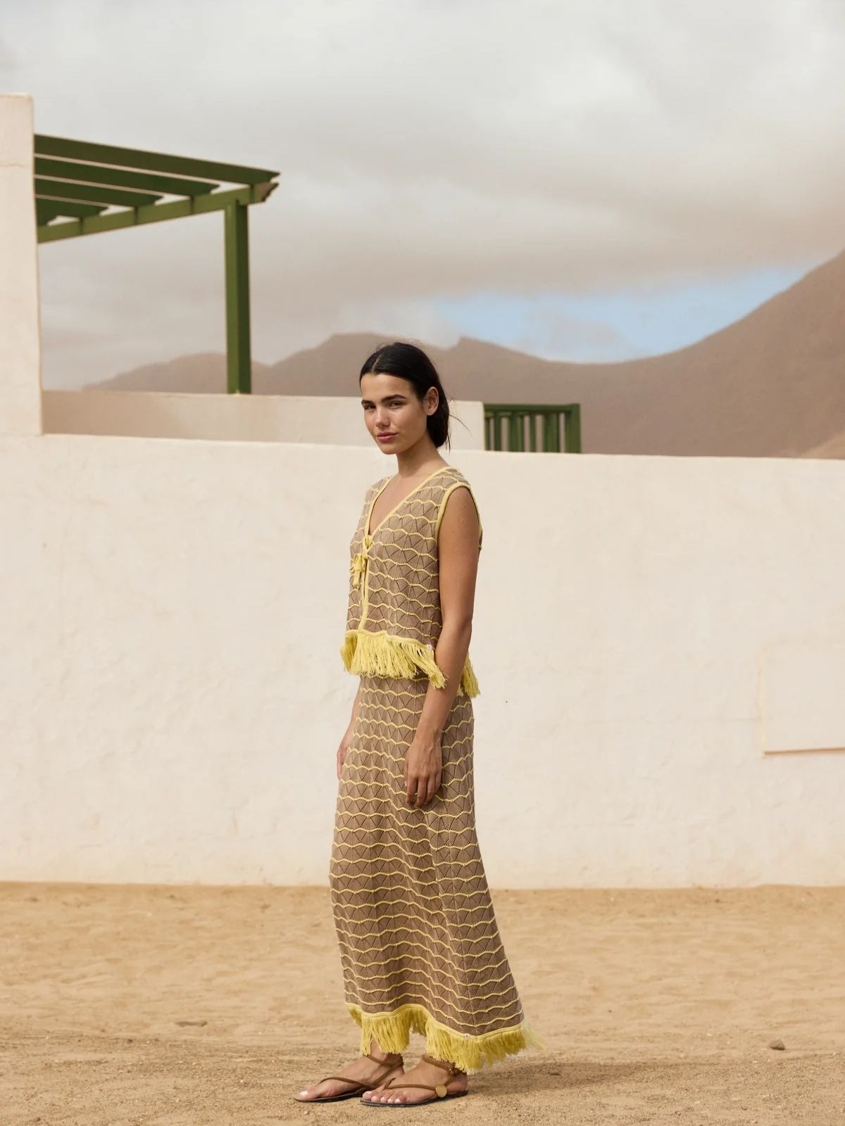 Camaria set sand