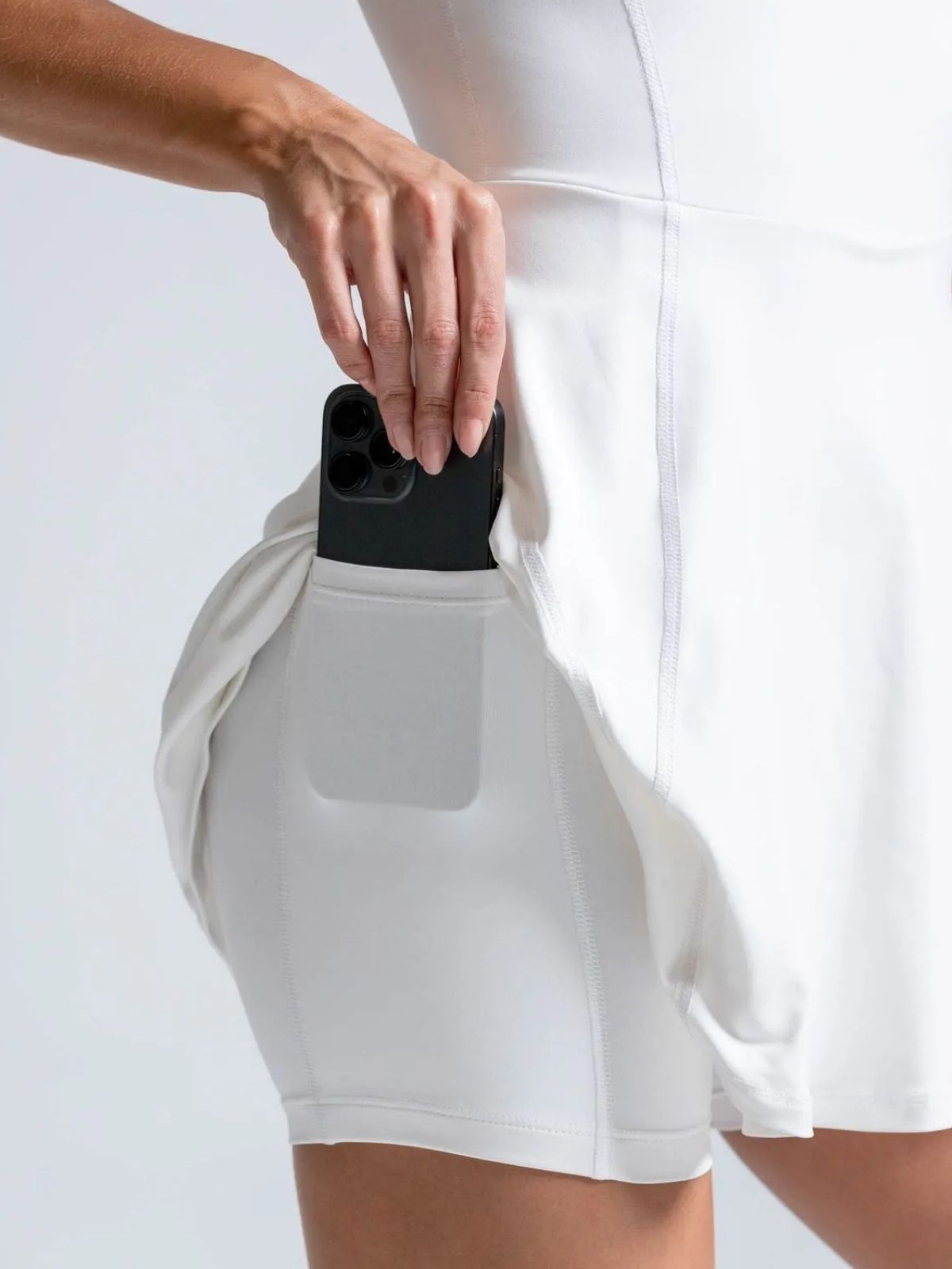 Vestido deportivo blanco