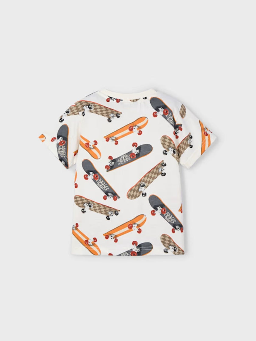 Camiseta estampado monopatín niño