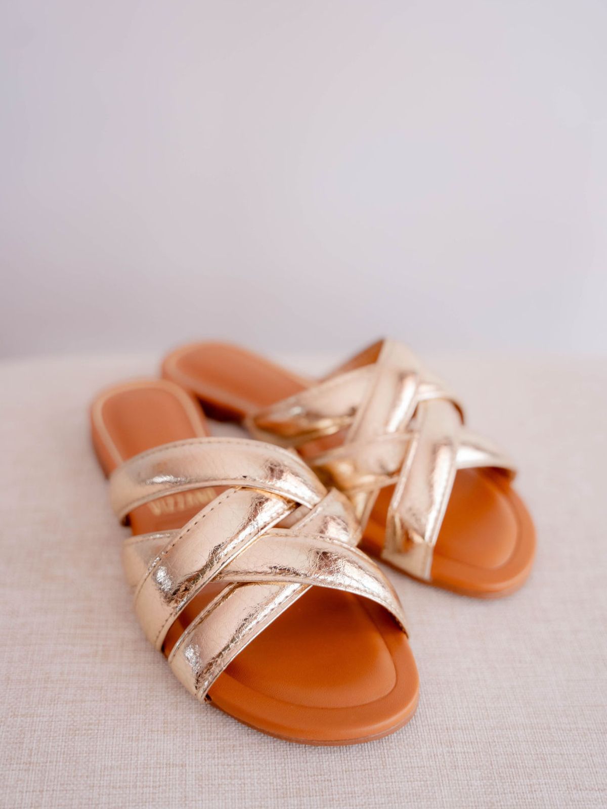 Sandalias cruzada mujer