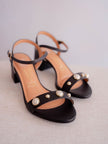 Sandalias 4 perlas negro