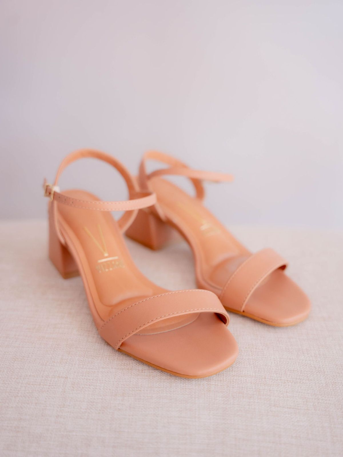 Sandalias minimalistas mujer