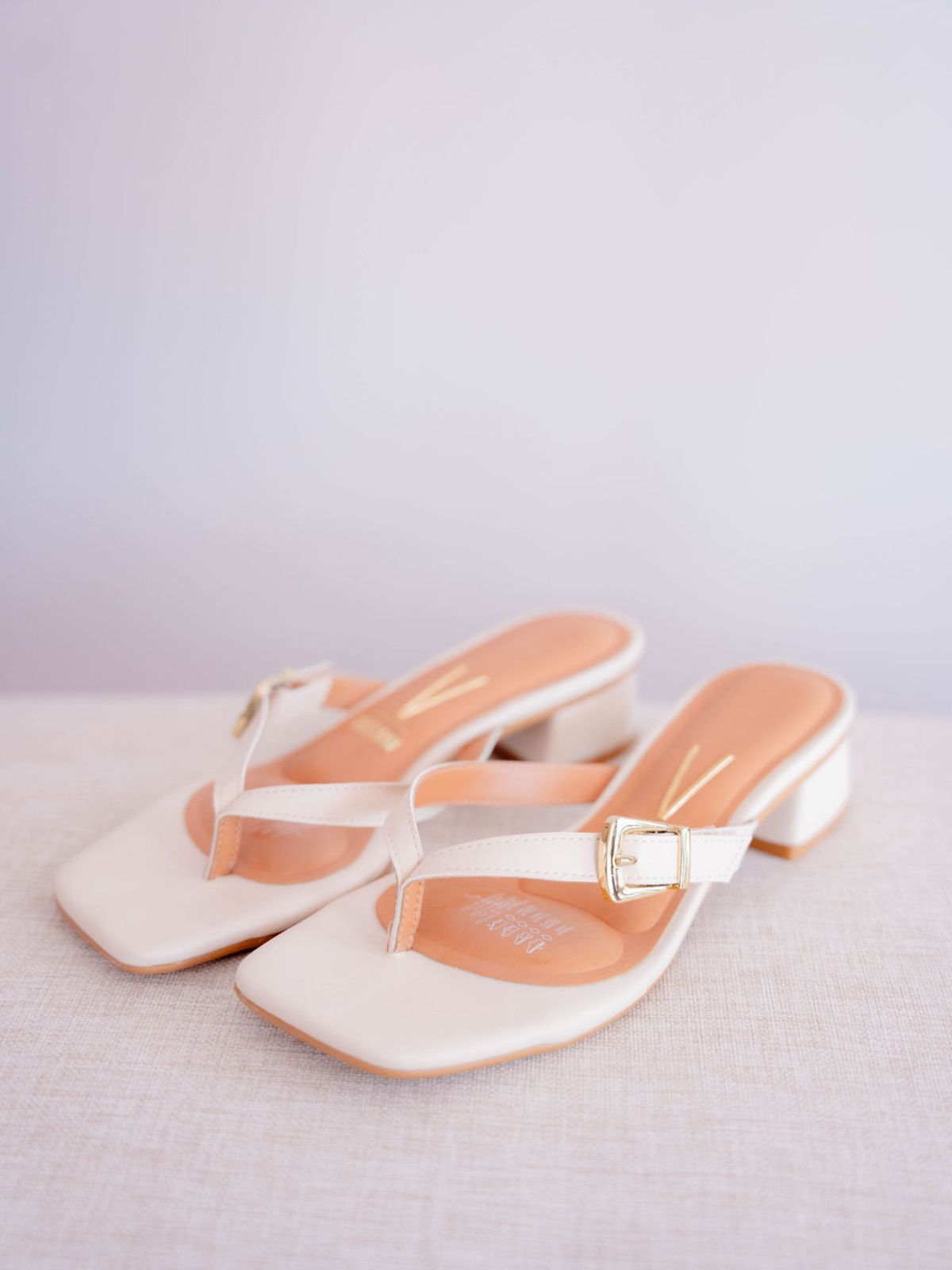 Sandalias Ivory Buckle