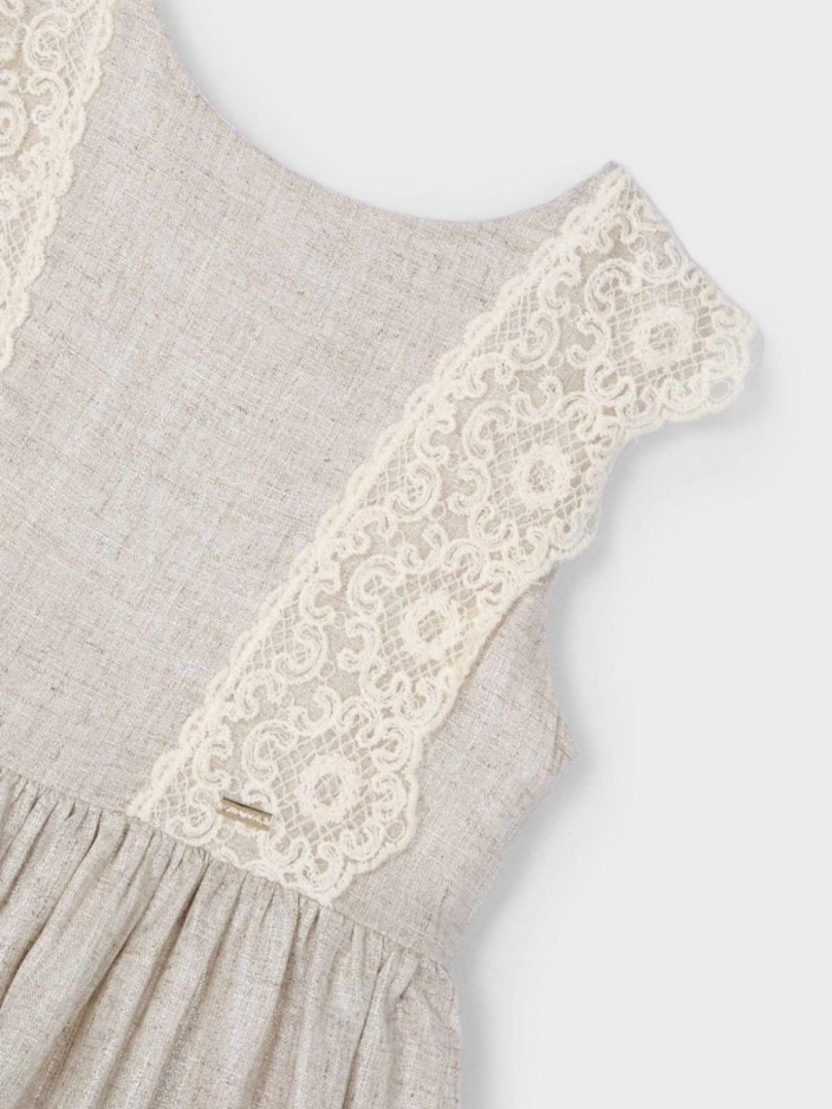 Vestido detalle bordado con lino niña