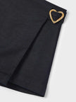 Falda Short hebilla corazón niña